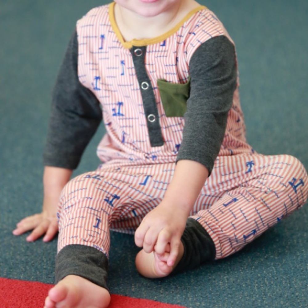 Rags to Raches 2t 3/4 sleeve Henley - Picture 2 of 3